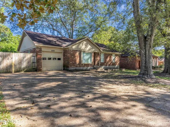 8590 W Cedar Cir S, Southaven, MS 38671