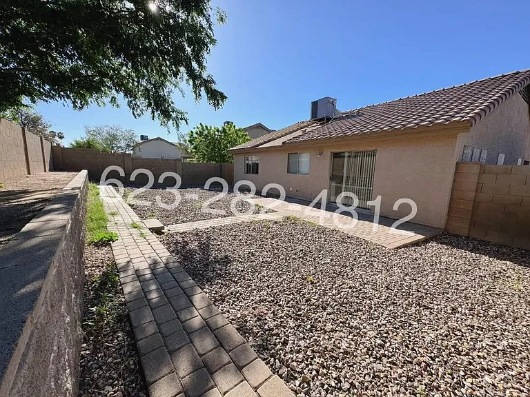 8556 W Carol Ave — Photo 13