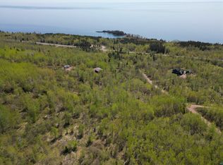 46 Sugar Loaf Rd, Schroeder, MN 55613