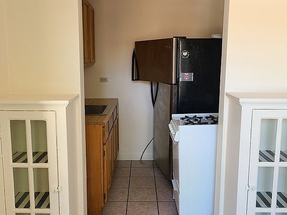 2nd image of 4024 N Ashland Ave APT 306