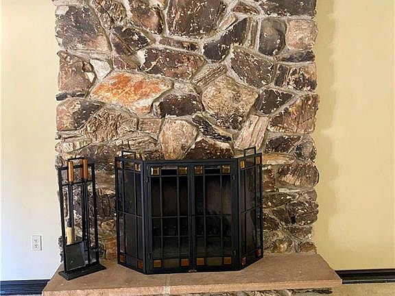 5th image of 4211 Whippoorwill Cir