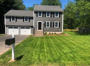 1 Kerr Farm Rd, Simsbury, CT 06070