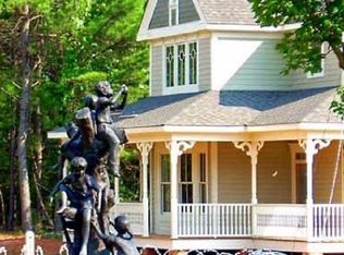 1394 Hillcrest St, Madison, GA 30650