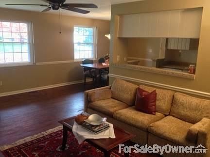 3rd image of 291 Glenburn Dr