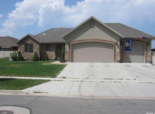 518 W Bono Blvd, Saratoga Springs, UT 84045