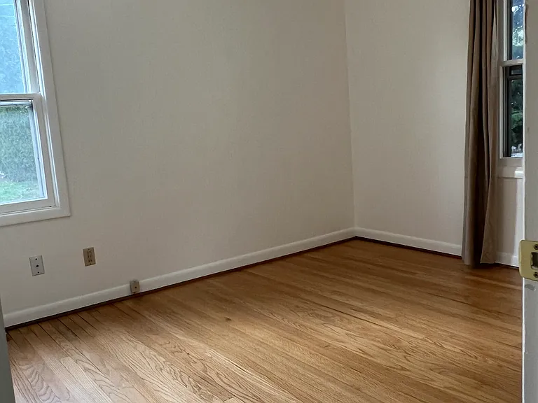 5005 SE Woodward St — Photo 13