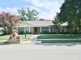 7500 Mike Ct, North Richland Hills, TX 76180