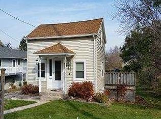 403 E Wisconsin Ave, Pewaukee, WI 53072