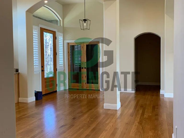 11164 Carrolton Rd — Photo 7