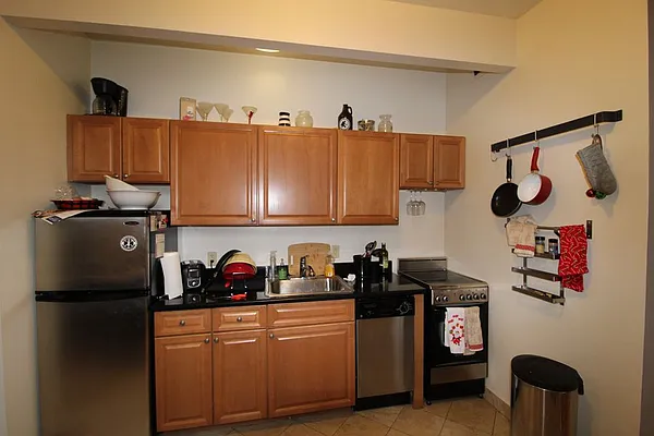 Rented by Mossanen Group | media 29