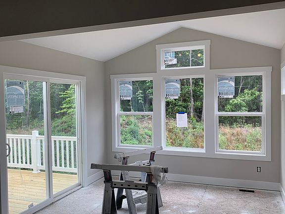5th image of 12436 Newbridge Dr #7