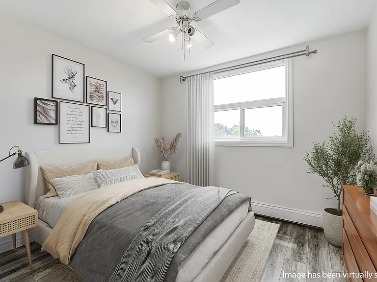 59 Perry St — Photo 34
