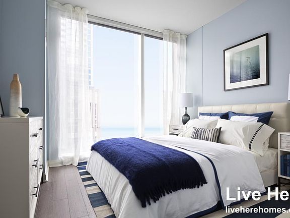 4th image of 500 S Lake Shore Dr W #4009
