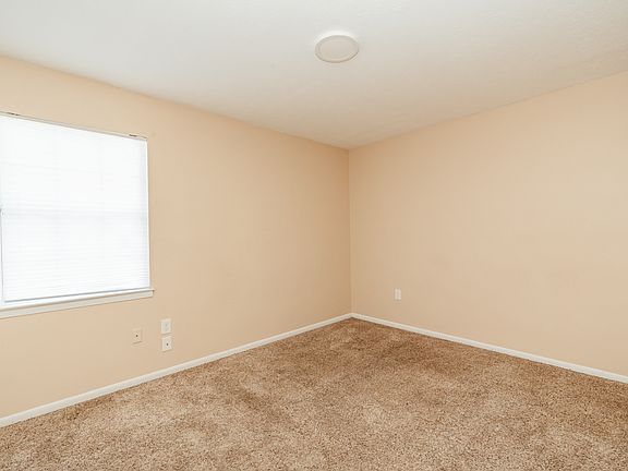 5th image of 719 S Berthe Ave APT 4