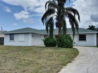 3560 Dorrit Ave, Boynton Beach, FL 33436