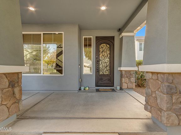 3rd image of 3945 E MESQUITE Street