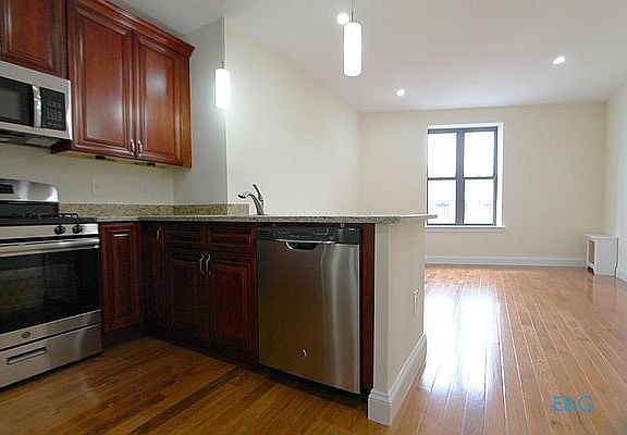 4th image of 720 W 172nd St APT 4A