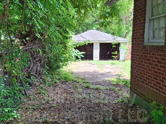 5th image of 698 Semmes St