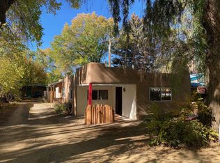 520 Conrad Ln, Taos, NM 87571