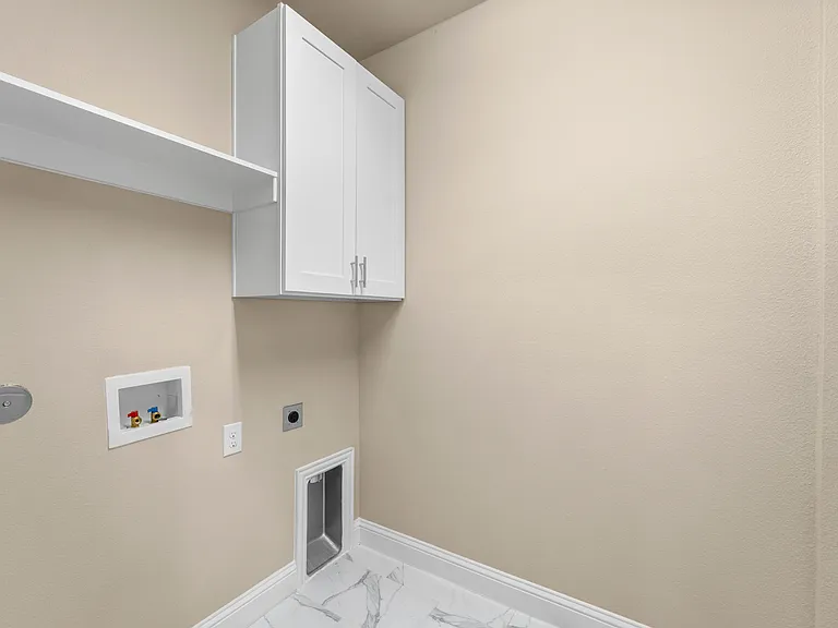 2952 Sheridan Dr — Photo 23