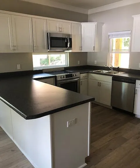 21 25th St SE #21 & 23 — Photo 8