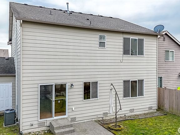 3rd image of 20024 19th Avenue E