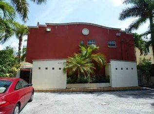 437 SW 3rd St APT 5, Miami, FL 33130