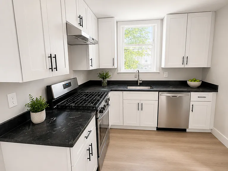 8 Curtis St #2 — Photo 1