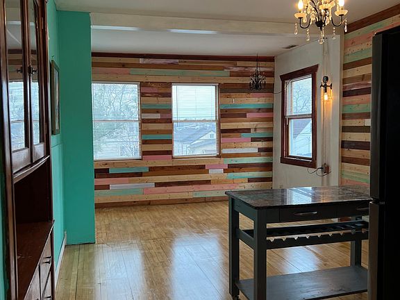 2nd image of 1323 S Wesley Ave #2