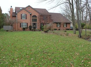 2377 Pekin Rd, Springboro, OH 45066