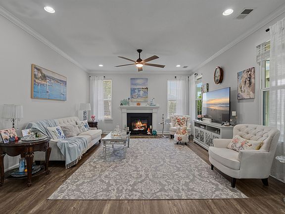 2nd image of 420 Feathergrass Way