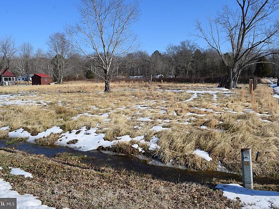 5th image of 36724 Fielding Dr