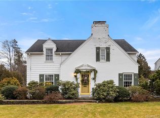 39 Thomson Rd, West Hartford, CT 06107