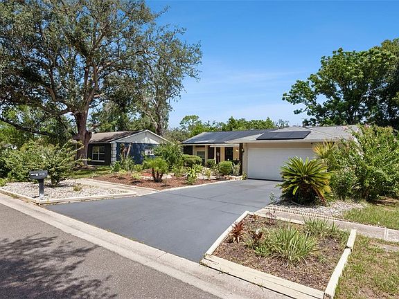 4th image of 5851 HUTTON DRIVE