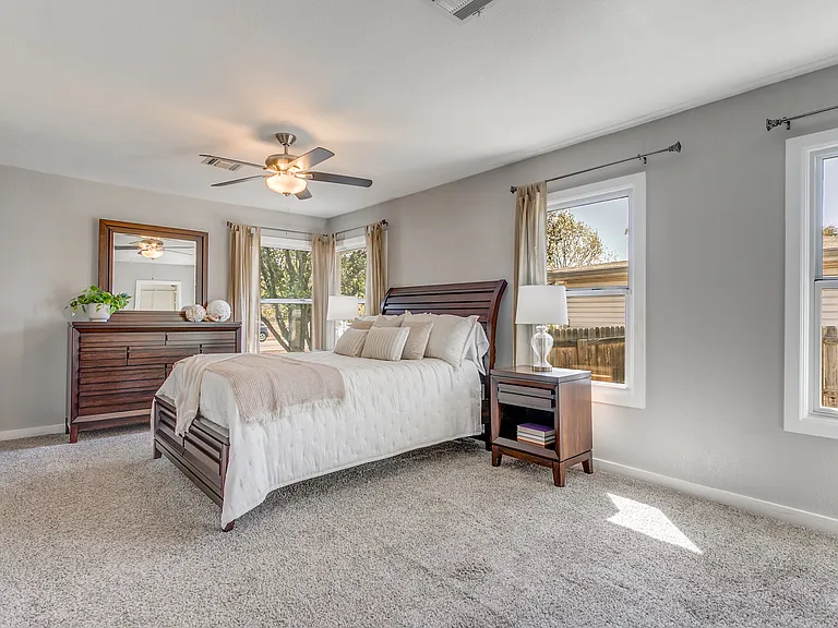 611 Greenwich Blvd — Photo 11