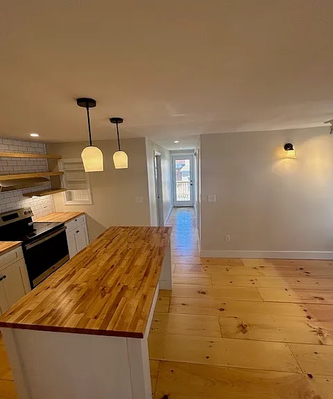 6 Pleasant St #2 — Photo 12