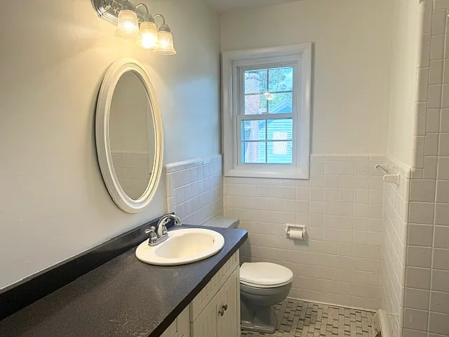 7 Regina Ct #4 — Photo 12