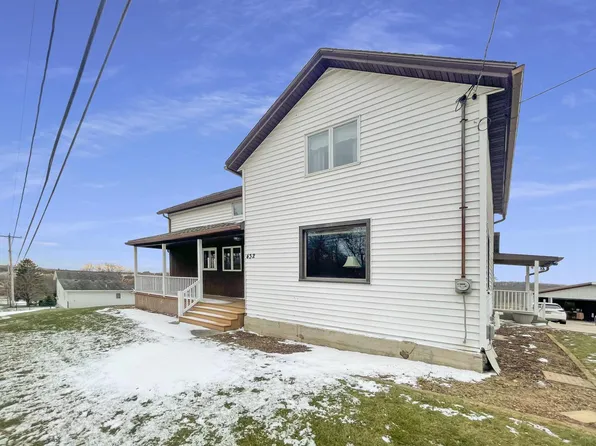 432 County Road W, Mount Calvary, WI 53057