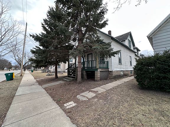 3rd image of 1020-1022 Smith St