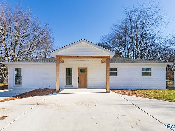 3rd image of 6116 Pisgah Dr NW