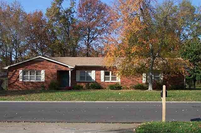 1st image of 1518 Canterbury Dr