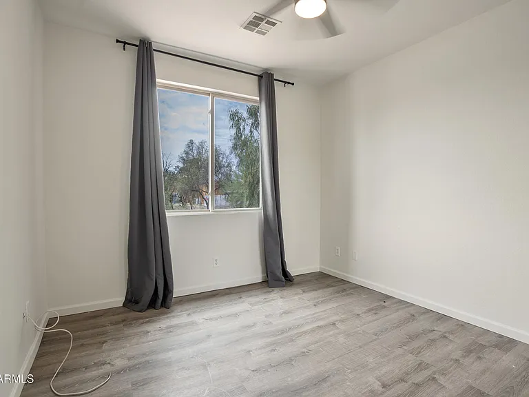 1335 E June St #205 — Photo 32