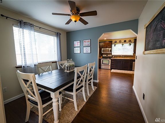 5th image of 7926 193rd Street Ct E