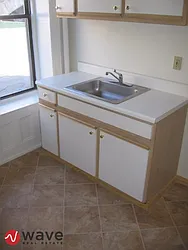 Rented by Wave Real Estate Group