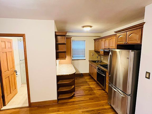 4th image of 90-31 52nd Ave #2D