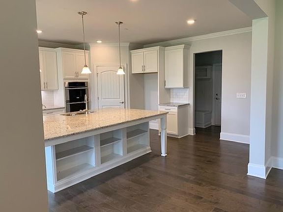 5th image of 933 Los Lomas Lot 64