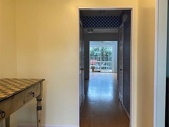 2nd image of 715 Goldsboro Ave