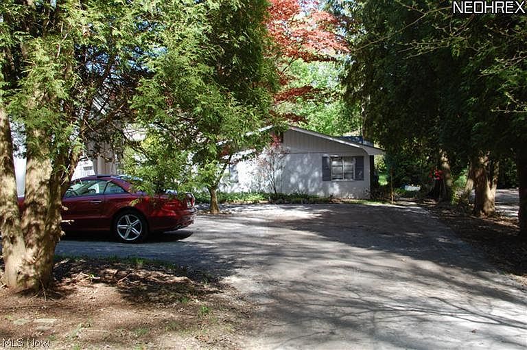 1st image of 754 Lands End Ln