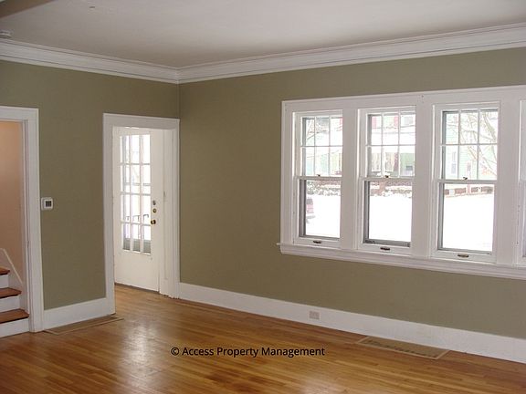 2nd image of 290 Rosewood Ave SE
