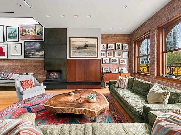 5th image of 321 Greenwich St #Penthouse
